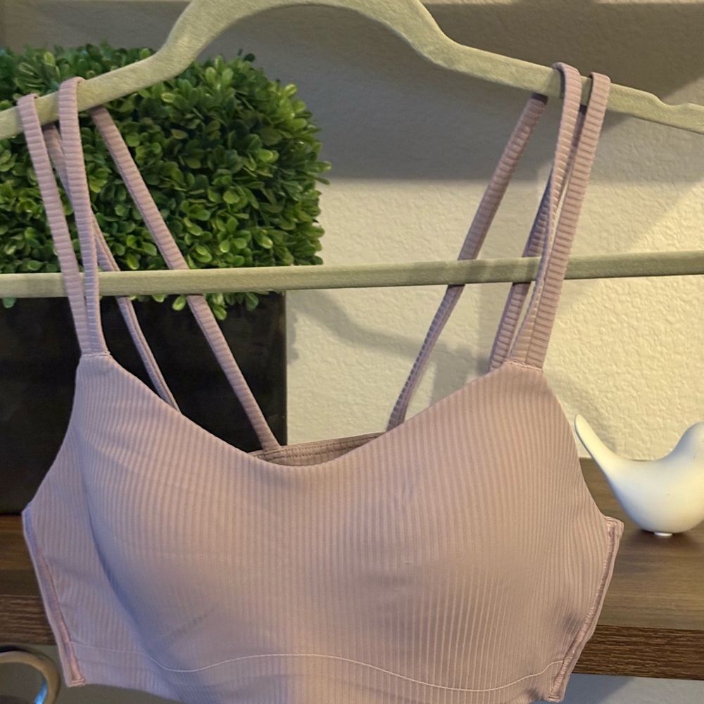 Size - 6 NWOT Lululemon Athletica Like a Cloud Bra